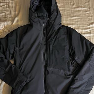 Lululemon Pinnacle Warmth Jacket in Black